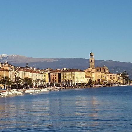 La Casa Sul Lago Salò Exteriör bild